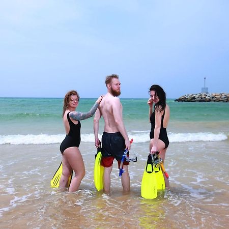 Bluefin Adventure And Deep Sea Fishing Pansiyon Hikkaduwa Dış mekan fotoğraf